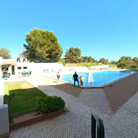 Apartment Vau Costa 41 *